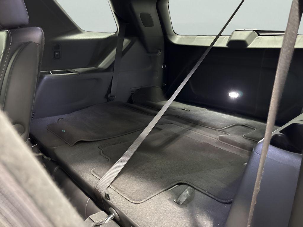 used 2023 Chevrolet Traverse car, priced at $29,250