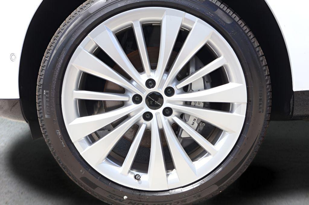 new 2026 Land Rover Range Rover car, priced at $134,705