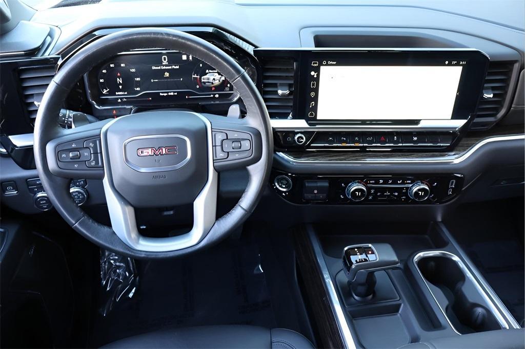 used 2022 GMC Sierra 1500 car, priced at $38,295