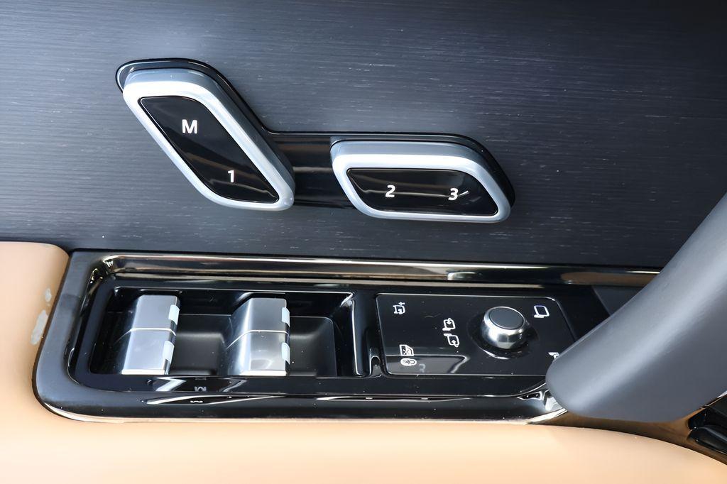 used 2025 Land Rover Range Rover Sport car, priced at $79,777