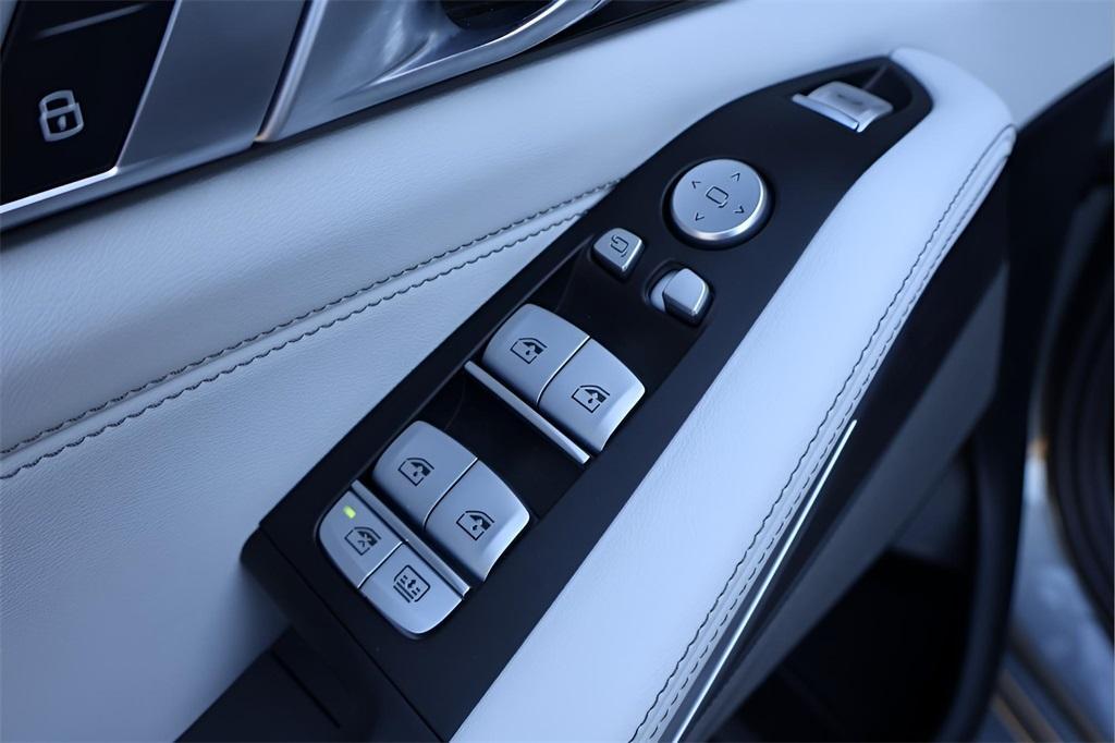 used 2023 BMW X7 car, priced at $62,483