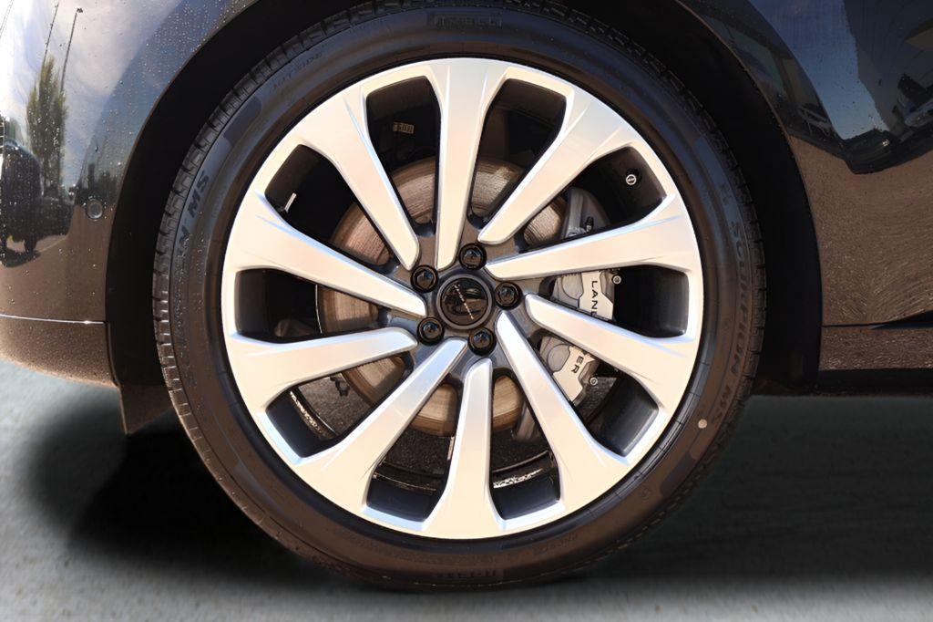 new 2026 Land Rover Range Rover car, priced at $151,185