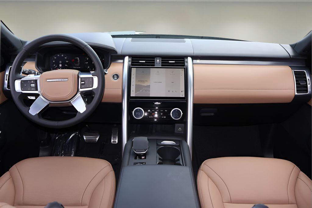 used 2024 Land Rover Discovery car, priced at $57,587