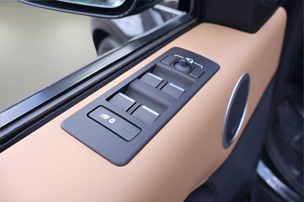 used 2024 Land Rover Discovery car, priced at $57,587
