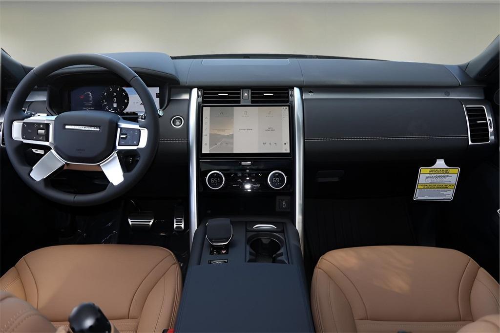 new 2026 Land Rover Discovery car, priced at $79,325