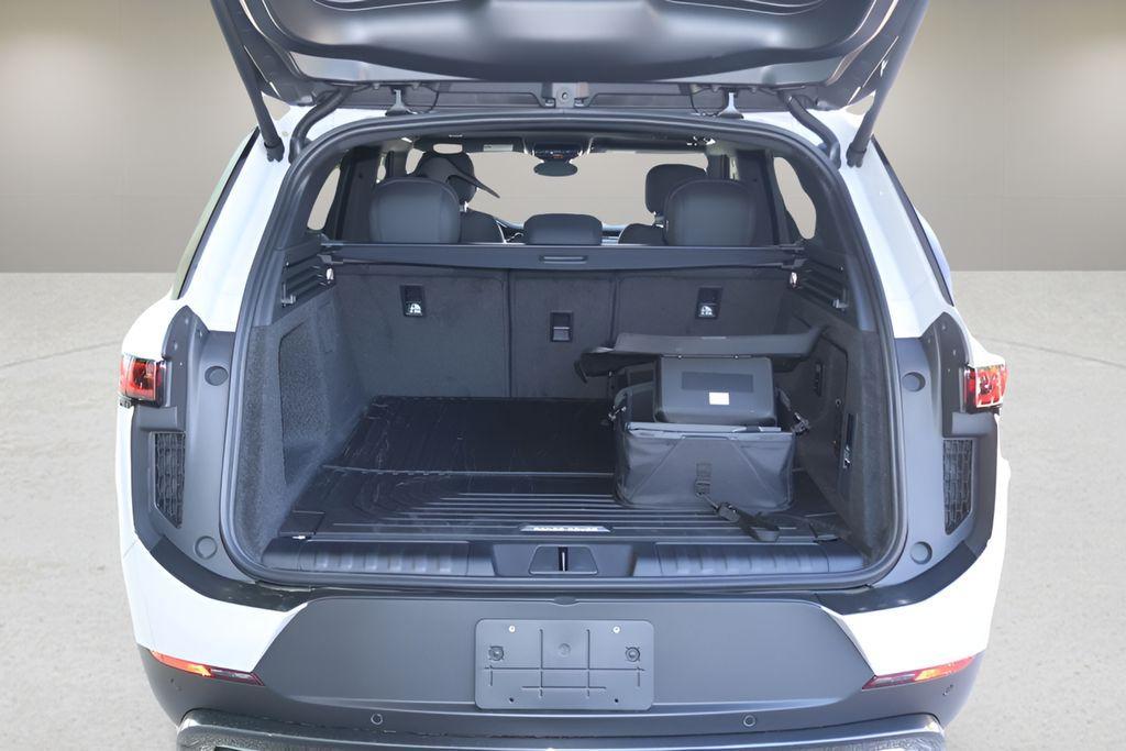 new 2026 Land Rover Range Rover Sport car, priced at $91,980