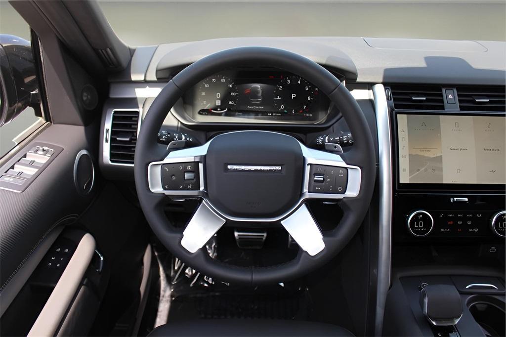 new 2025 Land Rover Discovery car, priced at $73,718