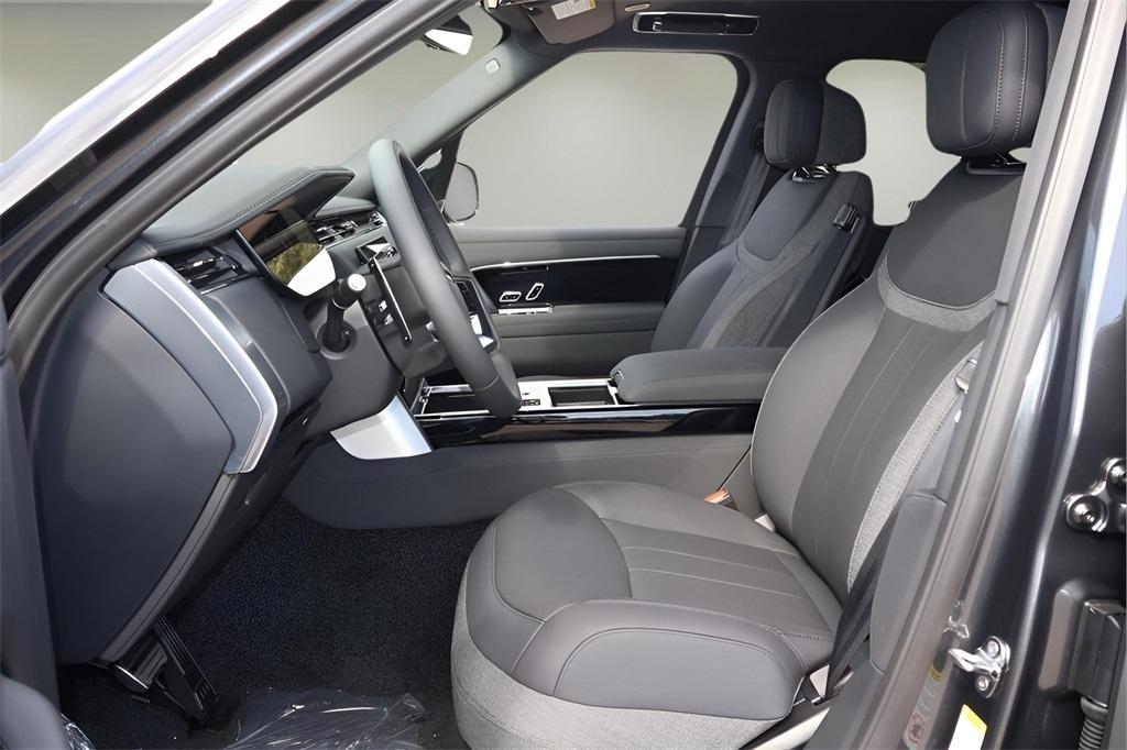 new 2025 Land Rover Range Rover car, priced at $129,905