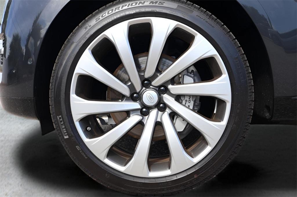 new 2025 Land Rover Range Rover car, priced at $129,905