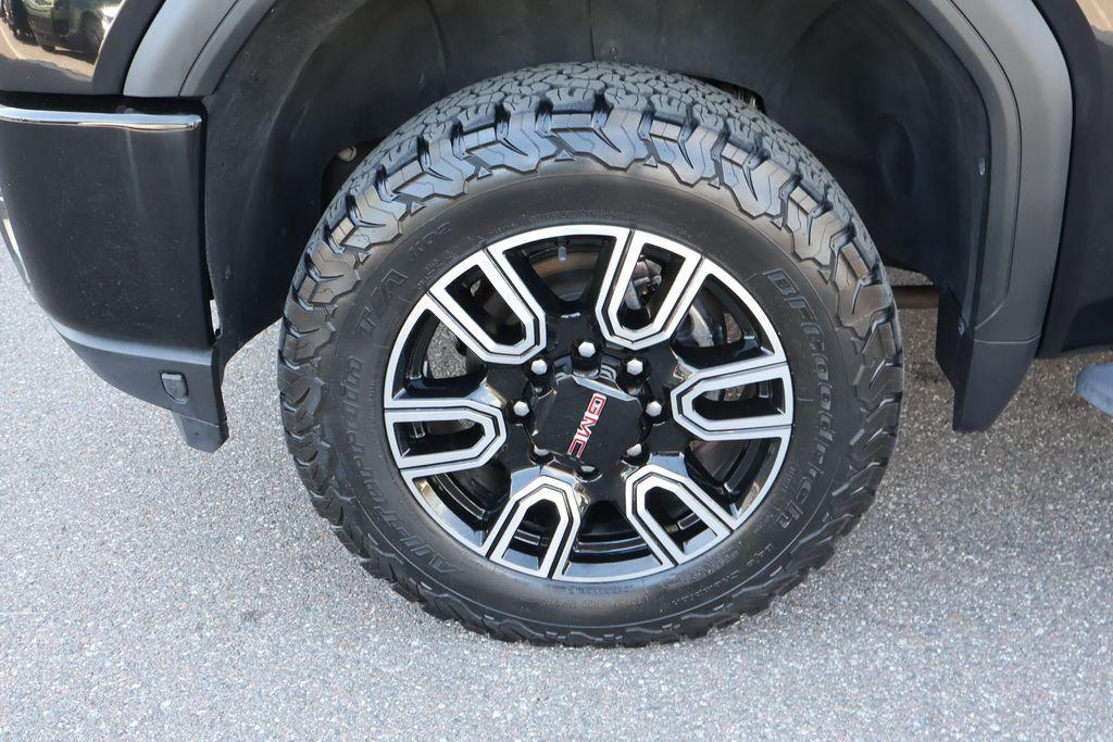 used 2022 GMC Sierra 2500 car, priced at $54,228