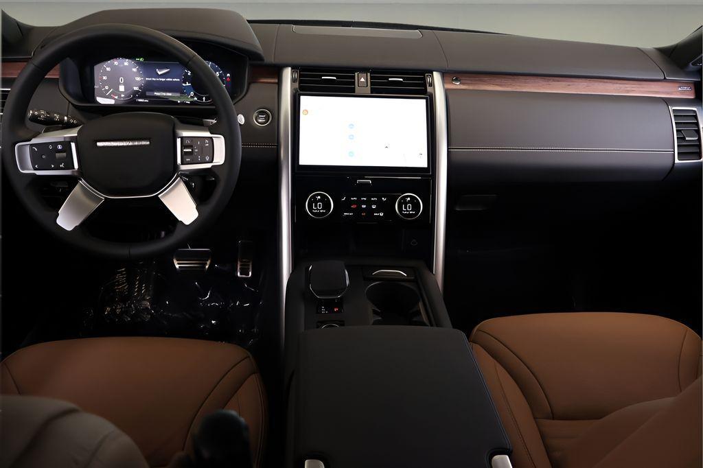 used 2025 Land Rover Discovery car, priced at $50,410