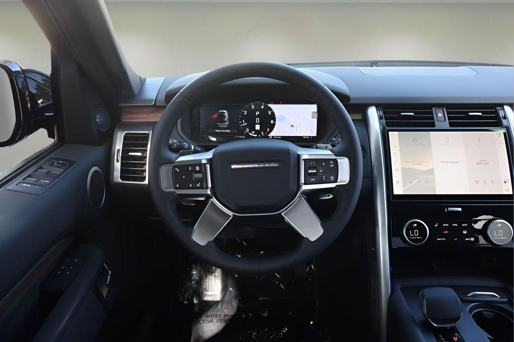 new 2026 Land Rover Discovery car, priced at $66,776