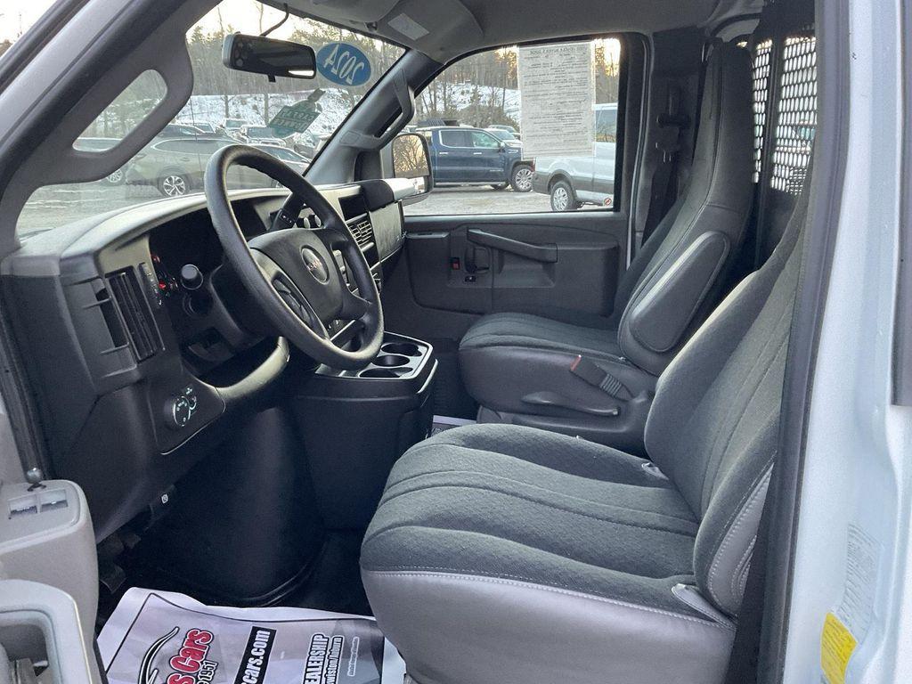 used 2024 GMC Savana 2500 car, priced at $30,990