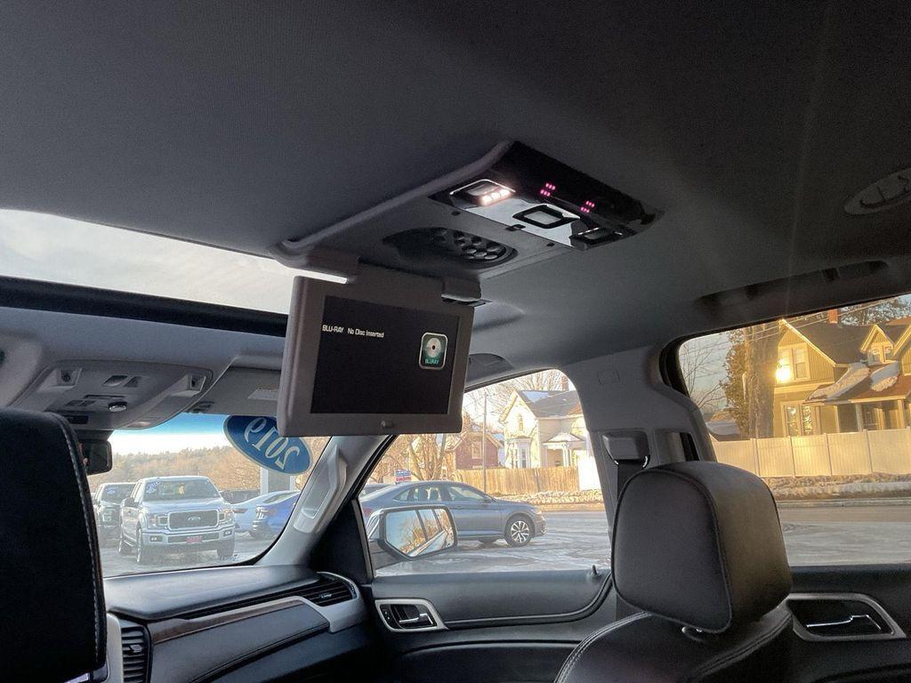 used 2019 GMC Yukon car, priced at $34,990