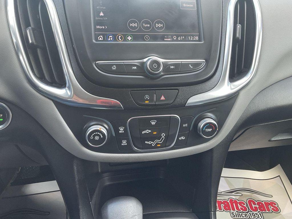 used 2022 Chevrolet Equinox car, priced at $16,990