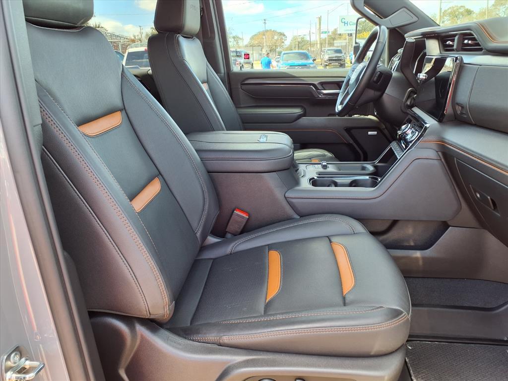 used 2025 GMC Sierra 2500 car, priced at $72,994