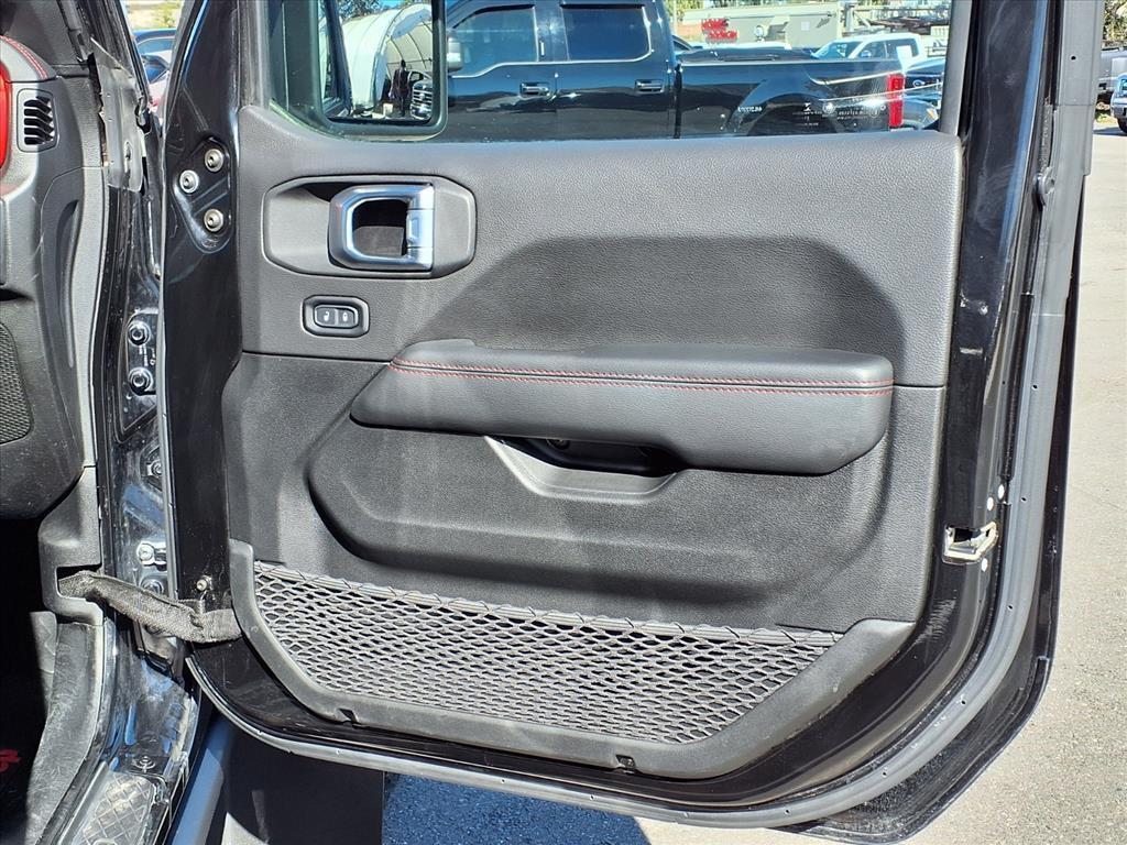 used 2021 Jeep Gladiator car, priced at $31,994