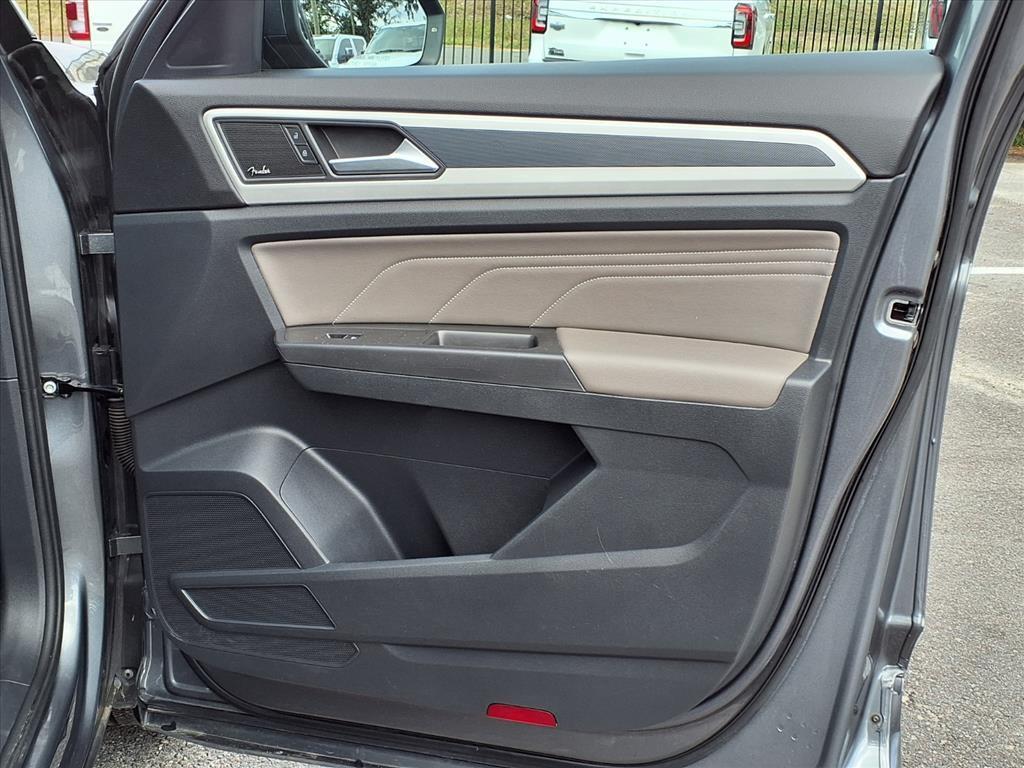 used 2023 Volkswagen Atlas Cross Sport car, priced at $25,484