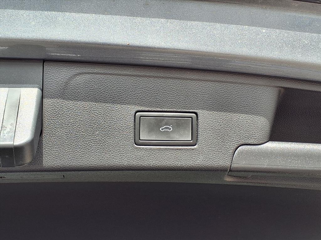 used 2023 Volkswagen Atlas Cross Sport car, priced at $25,484