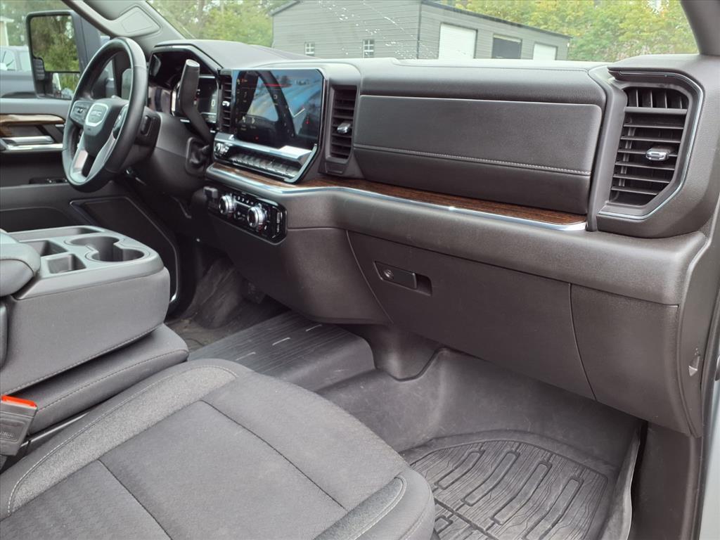 used 2024 GMC Sierra 2500 car, priced at $45,998