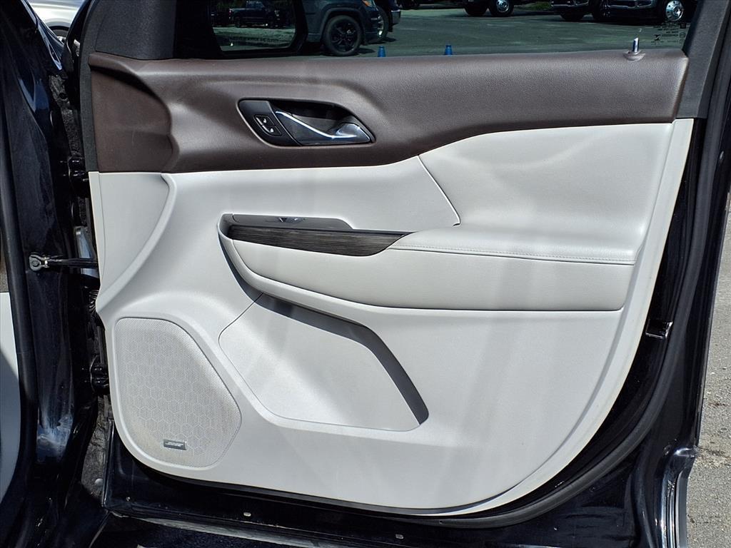 used 2017 GMC Acadia car, priced at $12,484