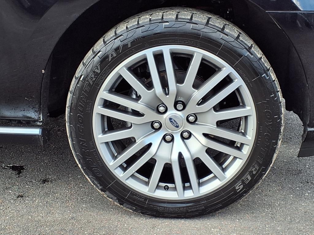 used 2022 Ford Expedition Max car, priced at $45,484