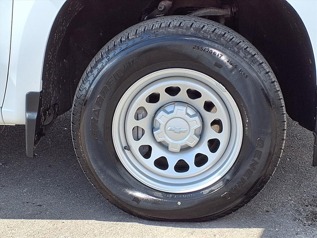 used 2025 Chevrolet Silverado 1500 car, priced at $41,484