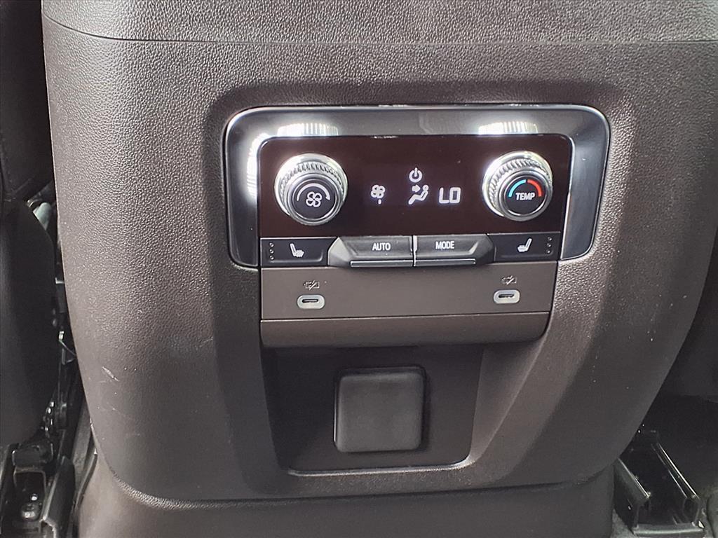 used 2024 GMC Yukon car, priced at $61,484