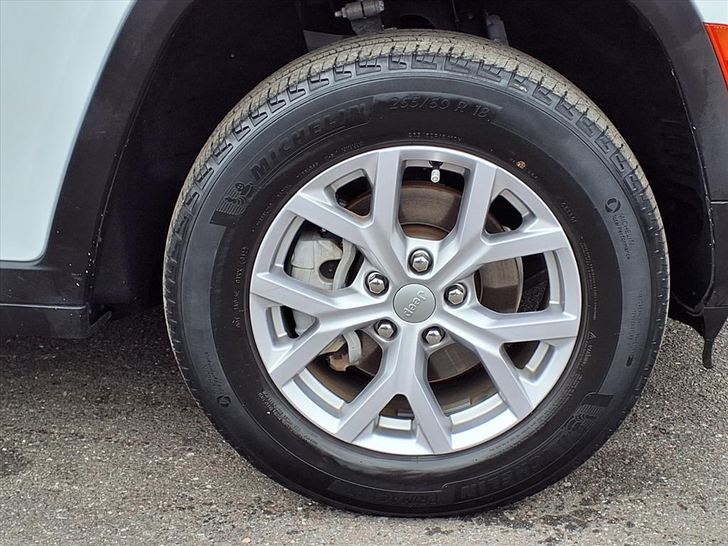 used 2022 Jeep Grand Cherokee car, priced at $23,484