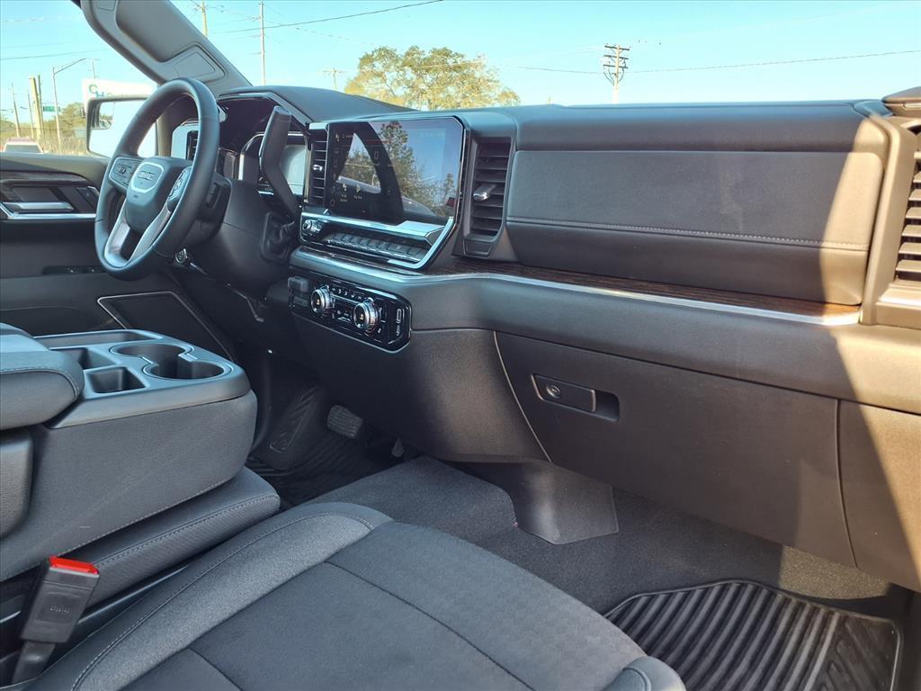 used 2024 GMC Sierra 1500 car, priced at $40,484