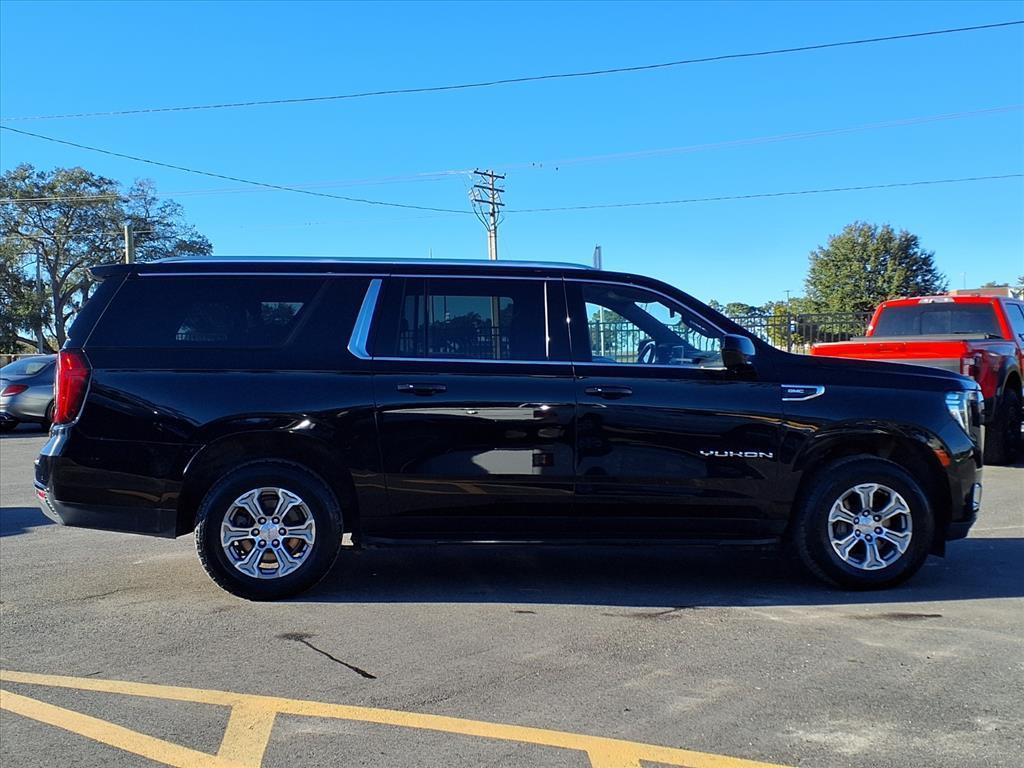used 2024 GMC Yukon XL car, priced at $41,484