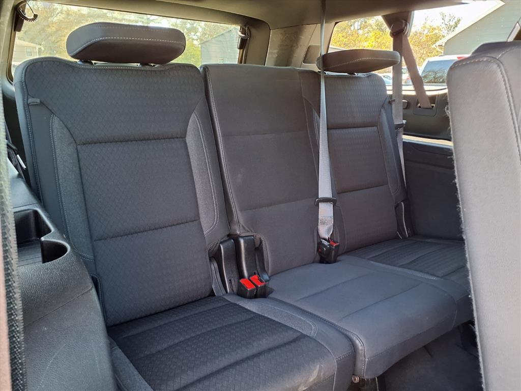 used 2024 GMC Yukon XL car, priced at $43,484