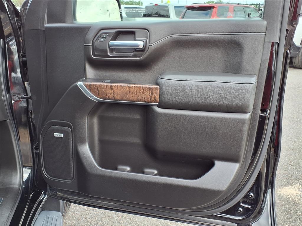 used 2022 GMC Sierra 1500 car, priced at $35,484