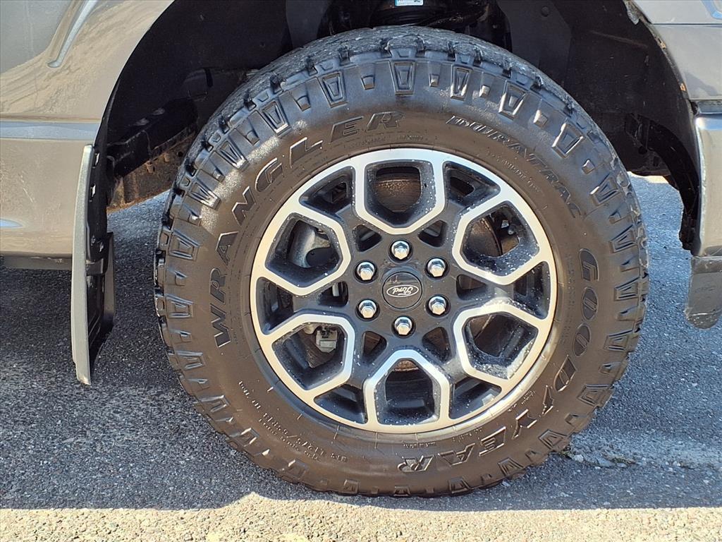 used 2022 Ford F-150 car, priced at $32,994