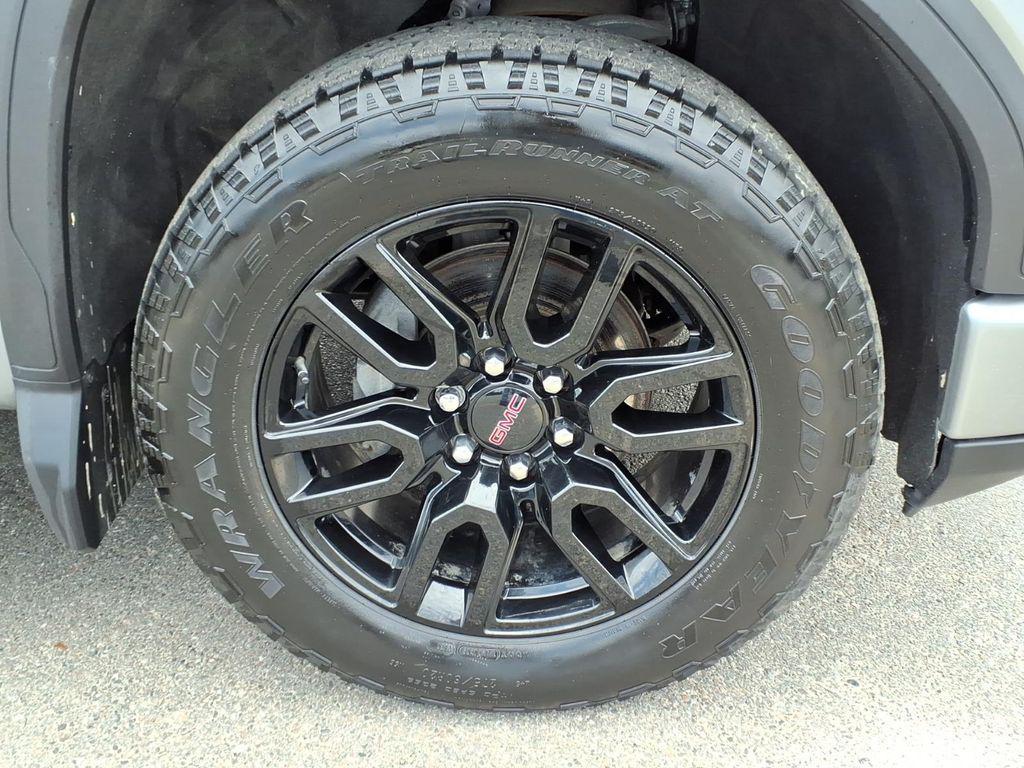 used 2024 GMC Sierra 1500 car, priced at $43,997
