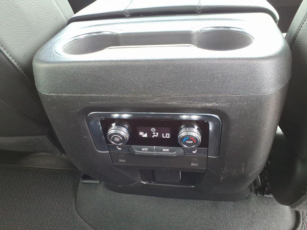used 2025 GMC Yukon car, priced at $61,997
