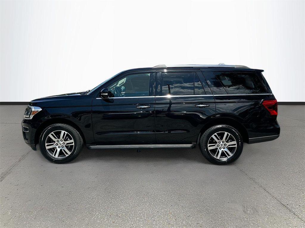 used 2024 Ford Expedition car, priced at $50,969
