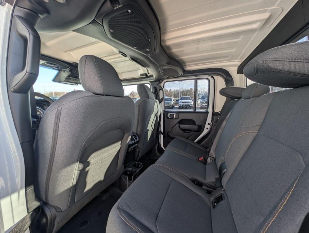 new 2026 Jeep Gladiator car, priced at $47,885