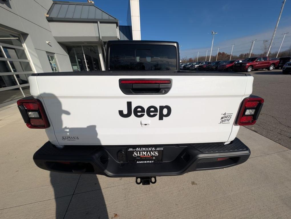 new 2026 Jeep Gladiator car, priced at $47,885