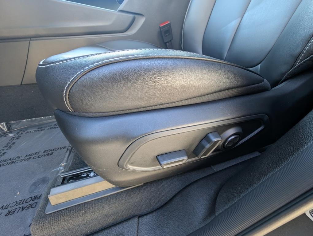 new 2025 Jeep Grand Cherokee L car, priced at $48,335