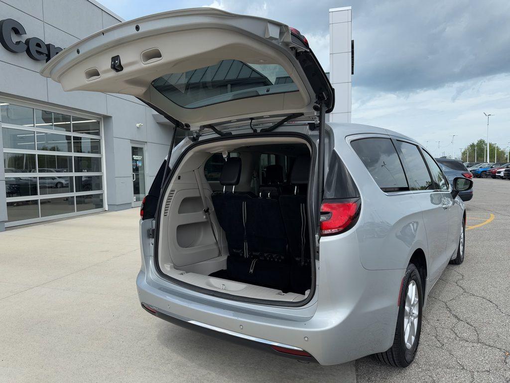 used 2023 Chrysler Pacifica car, priced at $23,900
