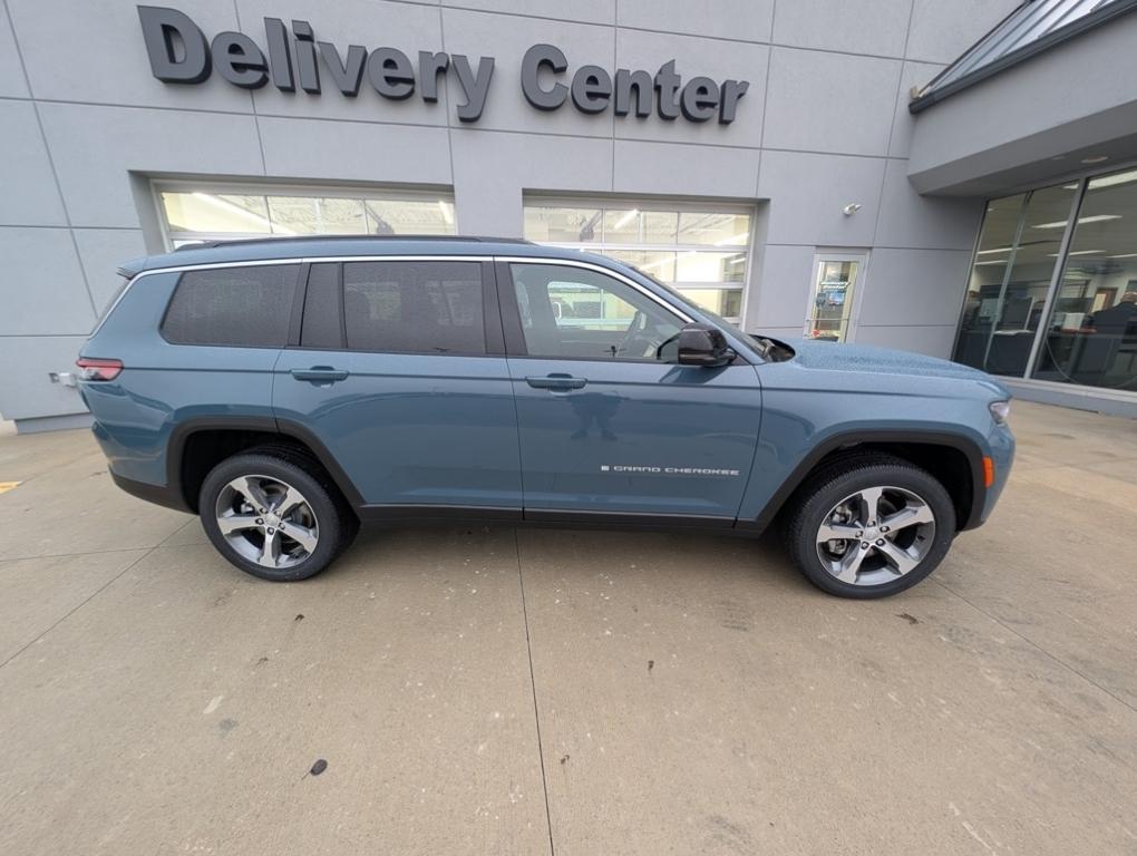 new 2026 Jeep Grand Cherokee L car, priced at $51,210