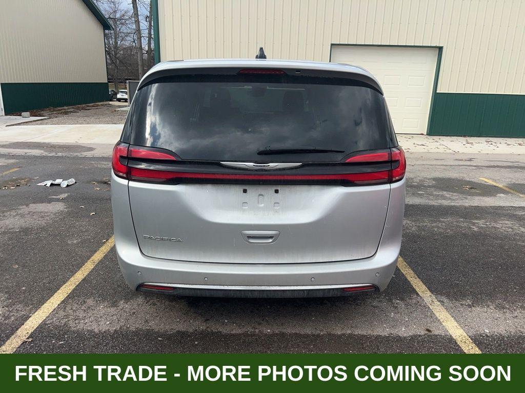 used 2024 Chrysler Pacifica car, priced at $27,500