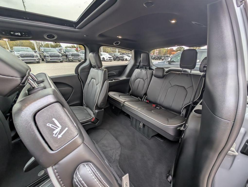 new 2026 Chrysler Pacifica car, priced at $46,735