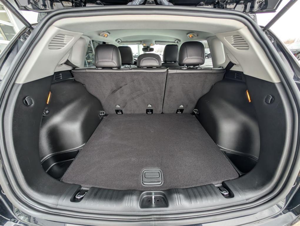 used 2022 Jeep Compass car, priced at $24,900