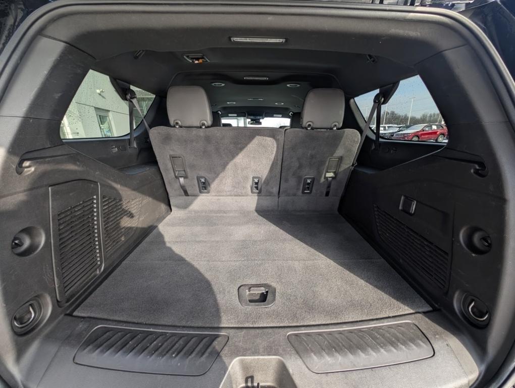 used 2024 Chevrolet Suburban car, priced at $46,000