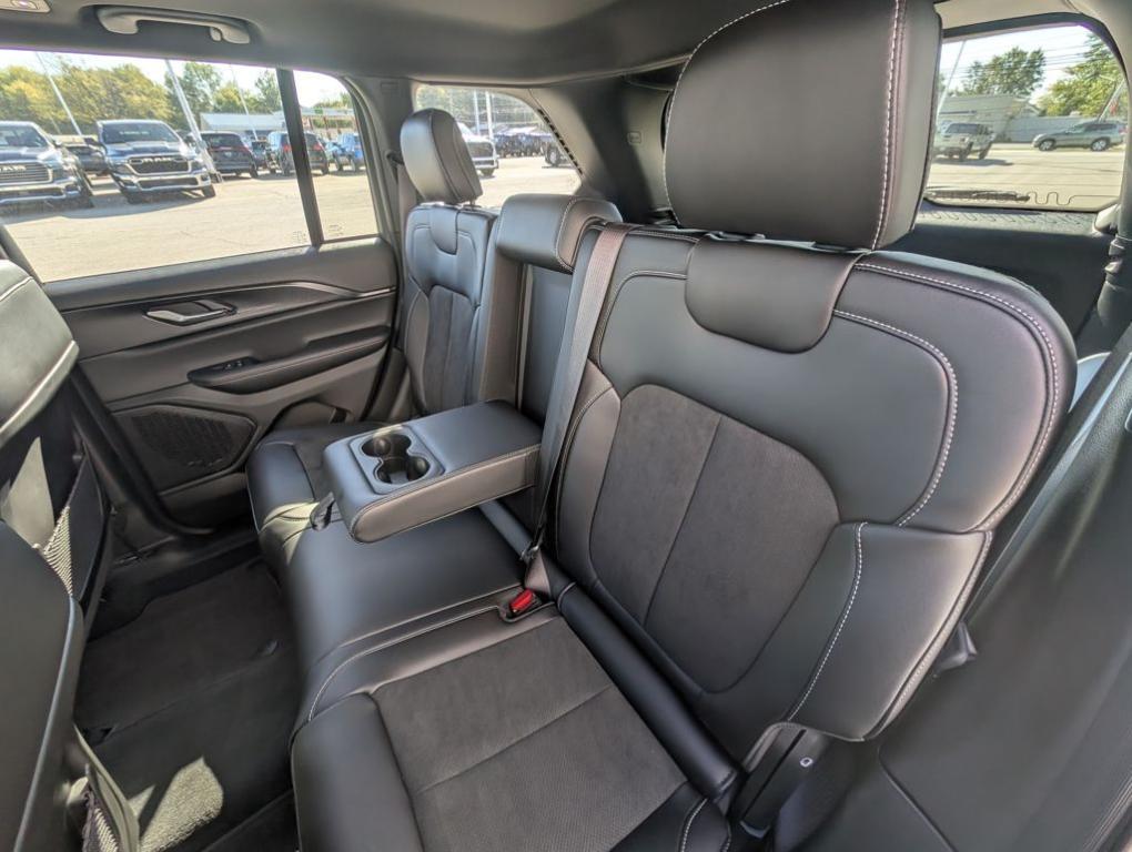 new 2025 Jeep Grand Cherokee car, priced at $36,635