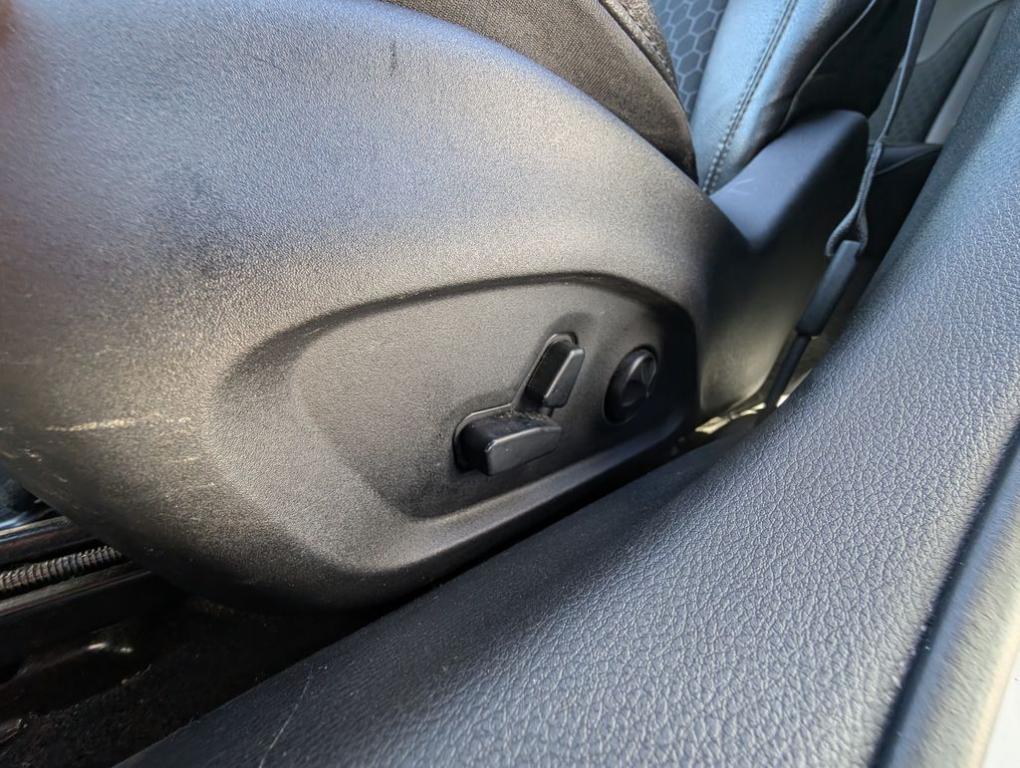 used 2019 Jeep Compass car, priced at $18,500