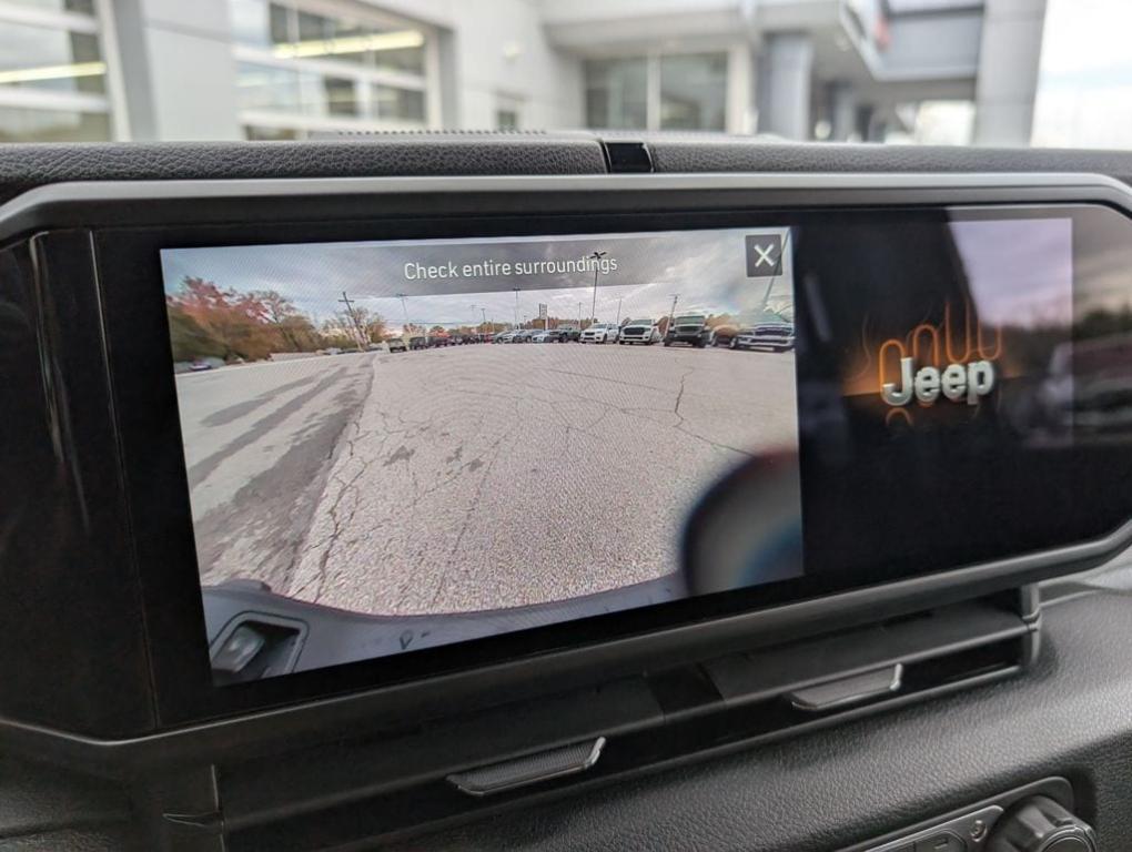 new 2026 Jeep Gladiator car, priced at $44,690