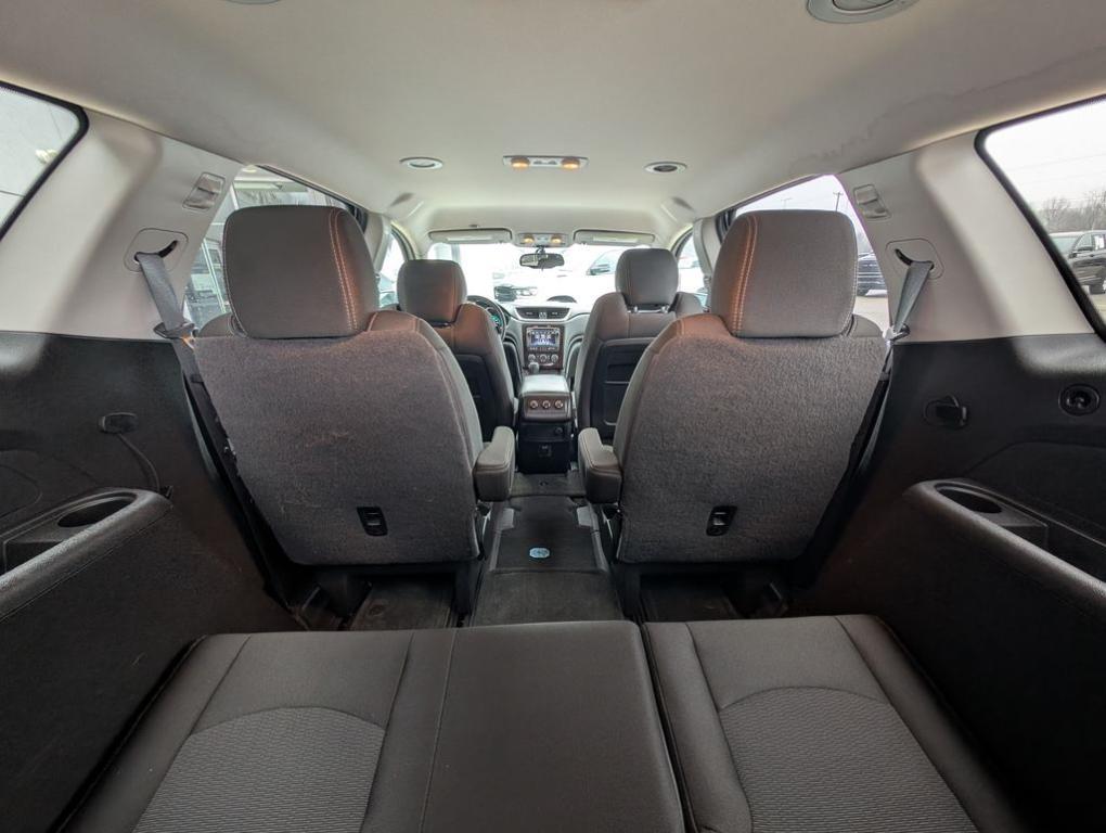 used 2015 Chevrolet Traverse car, priced at $9,950